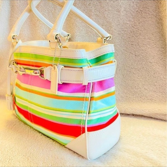 Coach Shoulder Bag - Picture 4 of 13